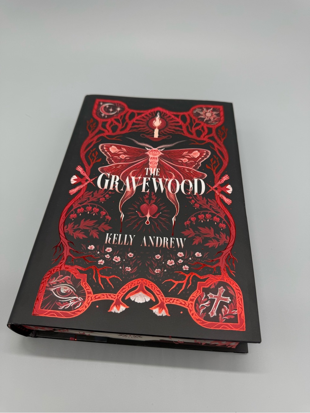 The Gravewood by Kelly Andrew - Fairyloot Special Edition with Overlays
